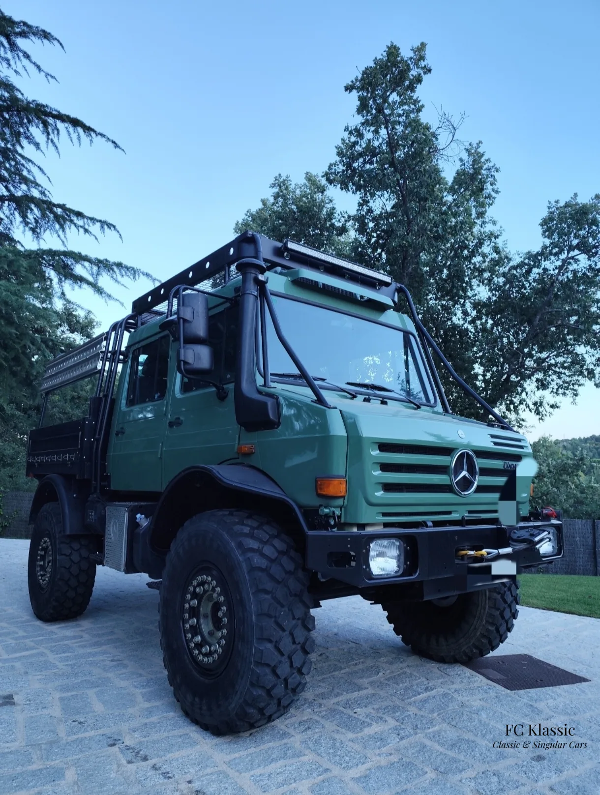 Mercedes Unimog 4x4 4.2 cdi — 96.000 km — 4.200 , 6 cilindros. — 177 CV — Madrid, España.