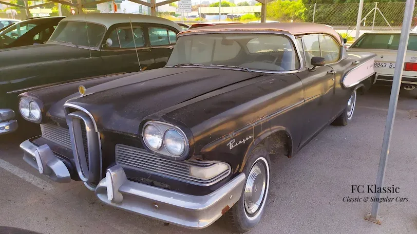 Edsel Ranger Sedan V8 del 58 — 52.000 km — V8 — 180 CV — Torrijos, Toledo, Spain.
