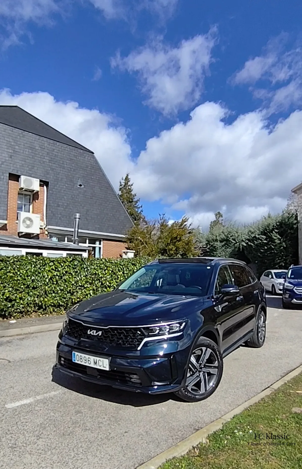 Kia Sorento tgi- PHEV Emotion 7pl — 31.000 km — Gasolina / Eléctrico — 235 CV — Navacerrada, Madrid.