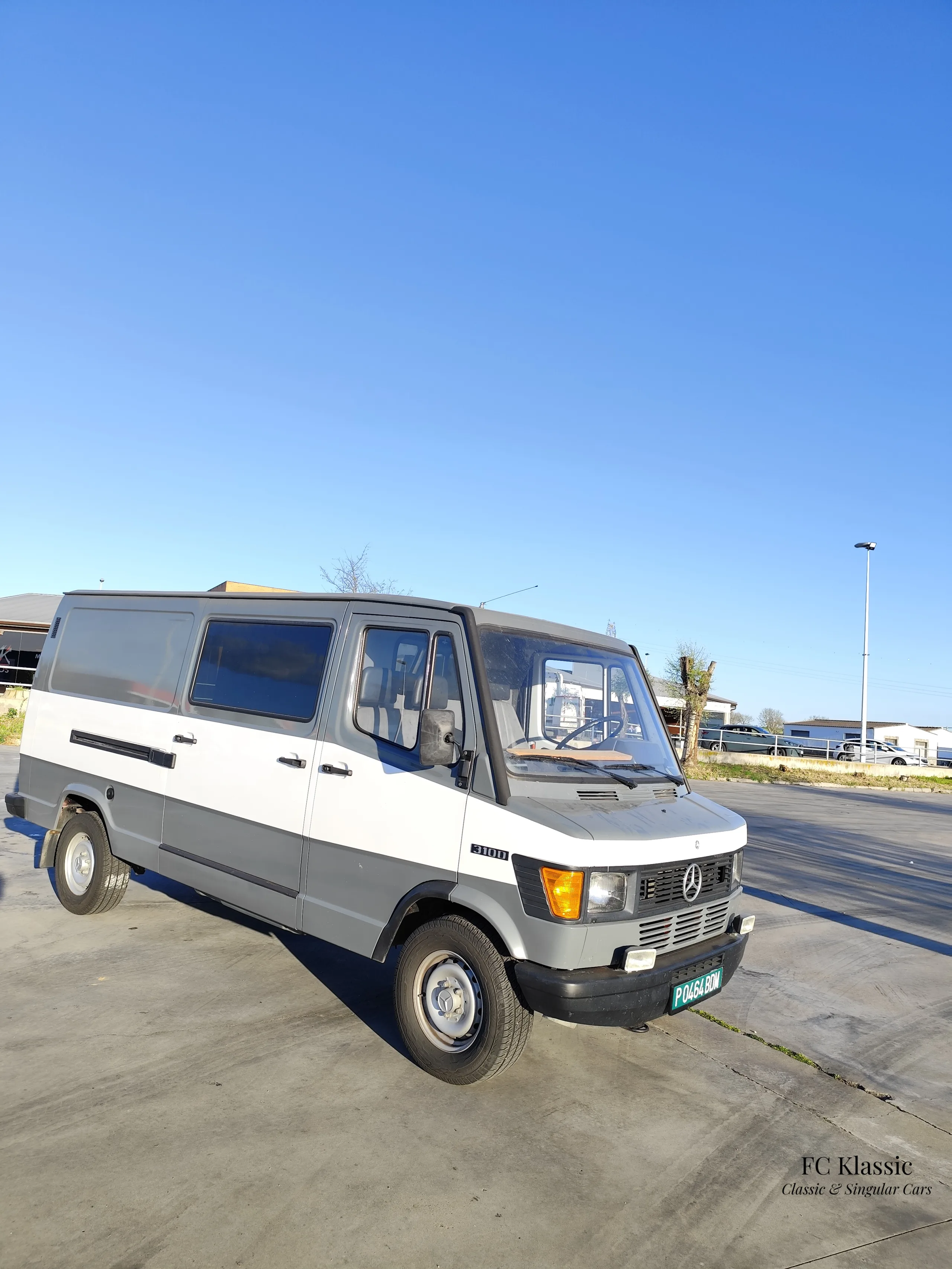 Mercedes Benz 310d w602 — 30.000 km — 3000cc , 6 cilindros — 109 CV — Extremadura, Spain