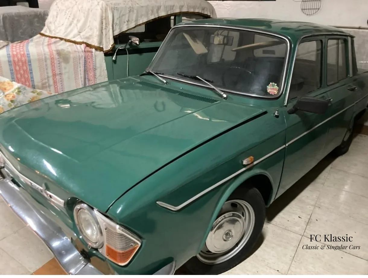 RENAULT 10 — 60.000 km — Gasolina — 50 CV — EXTREMADURA, SPAIN