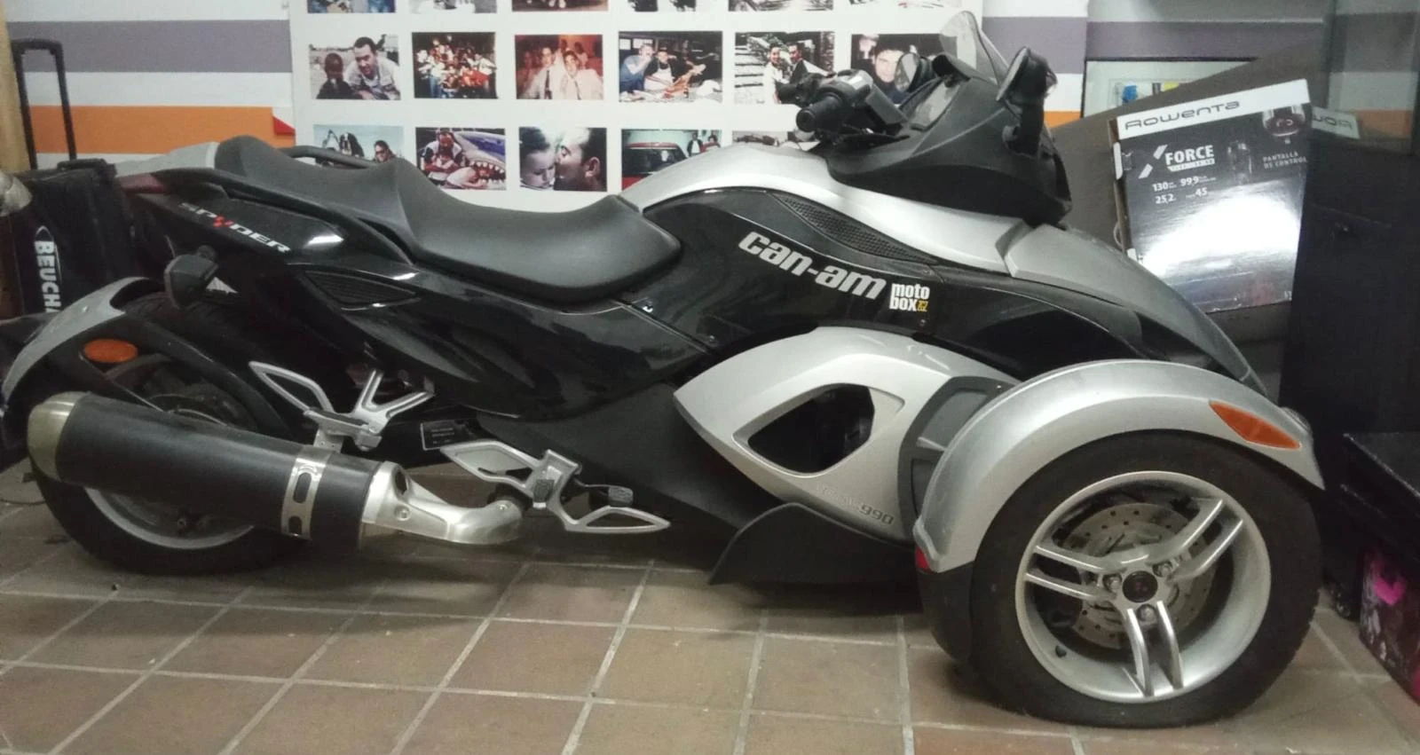 bombardier can am spyder rs 990 — 300 km — Gasolina 1000cc — 106 CV — Madrid, España