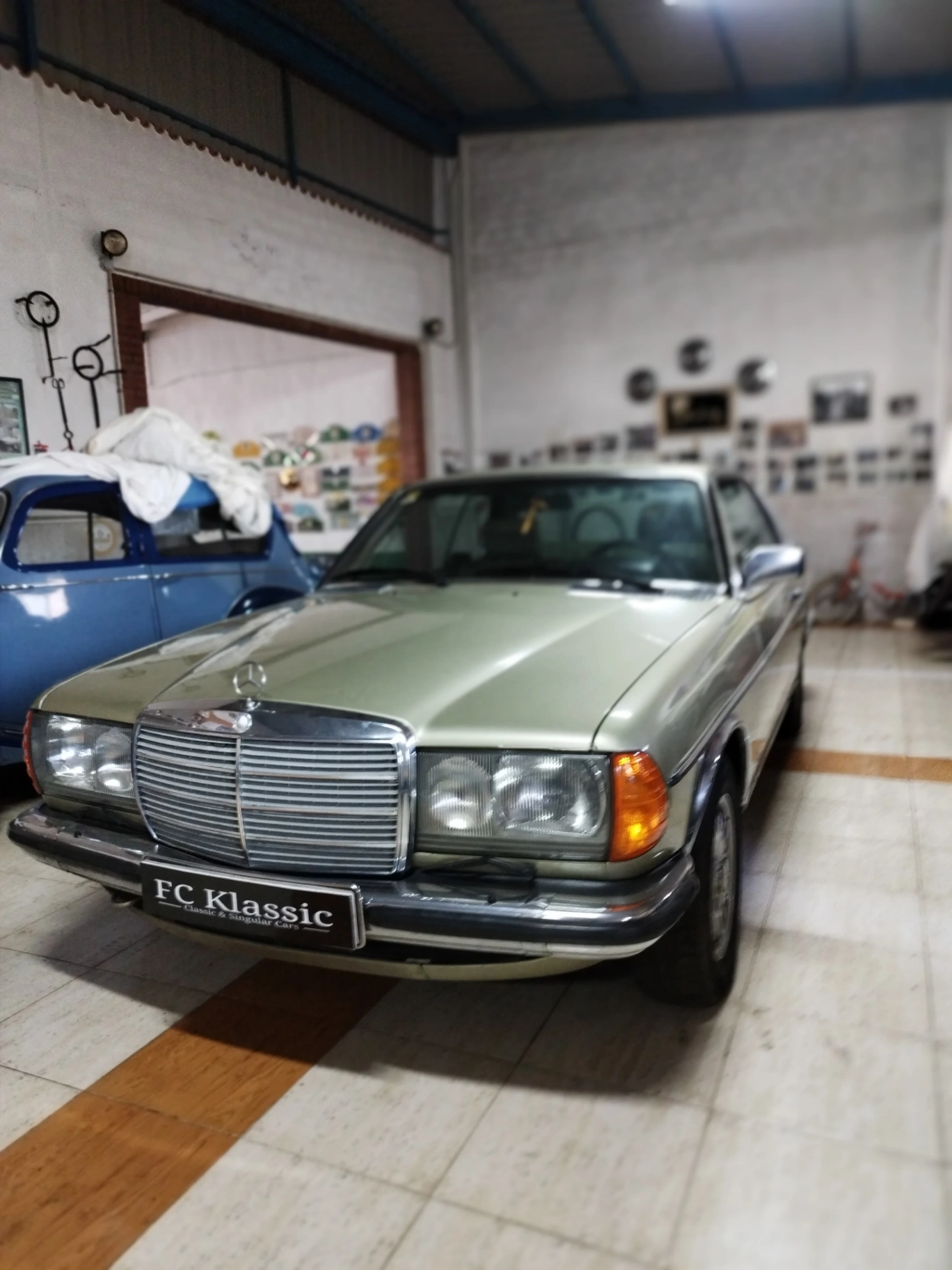 MERCEDES 280CE W123 AUTOMATIC — 190.000 km — Gasolina — 182 CV — EXTREMADURA, SPAIN