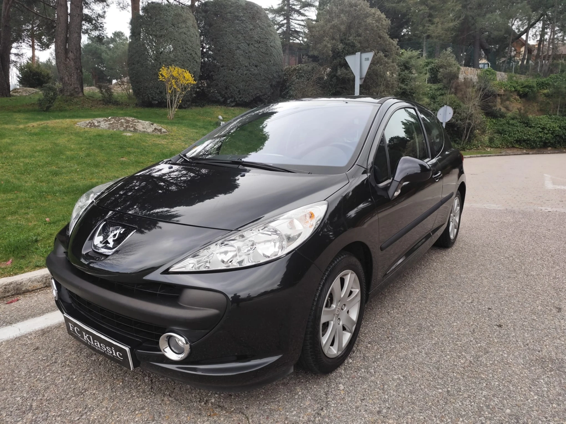 peugeot 207 xs sport 1.6 16v 3p — 65.000 km — Gasolina — 110 CV — Madrid, España