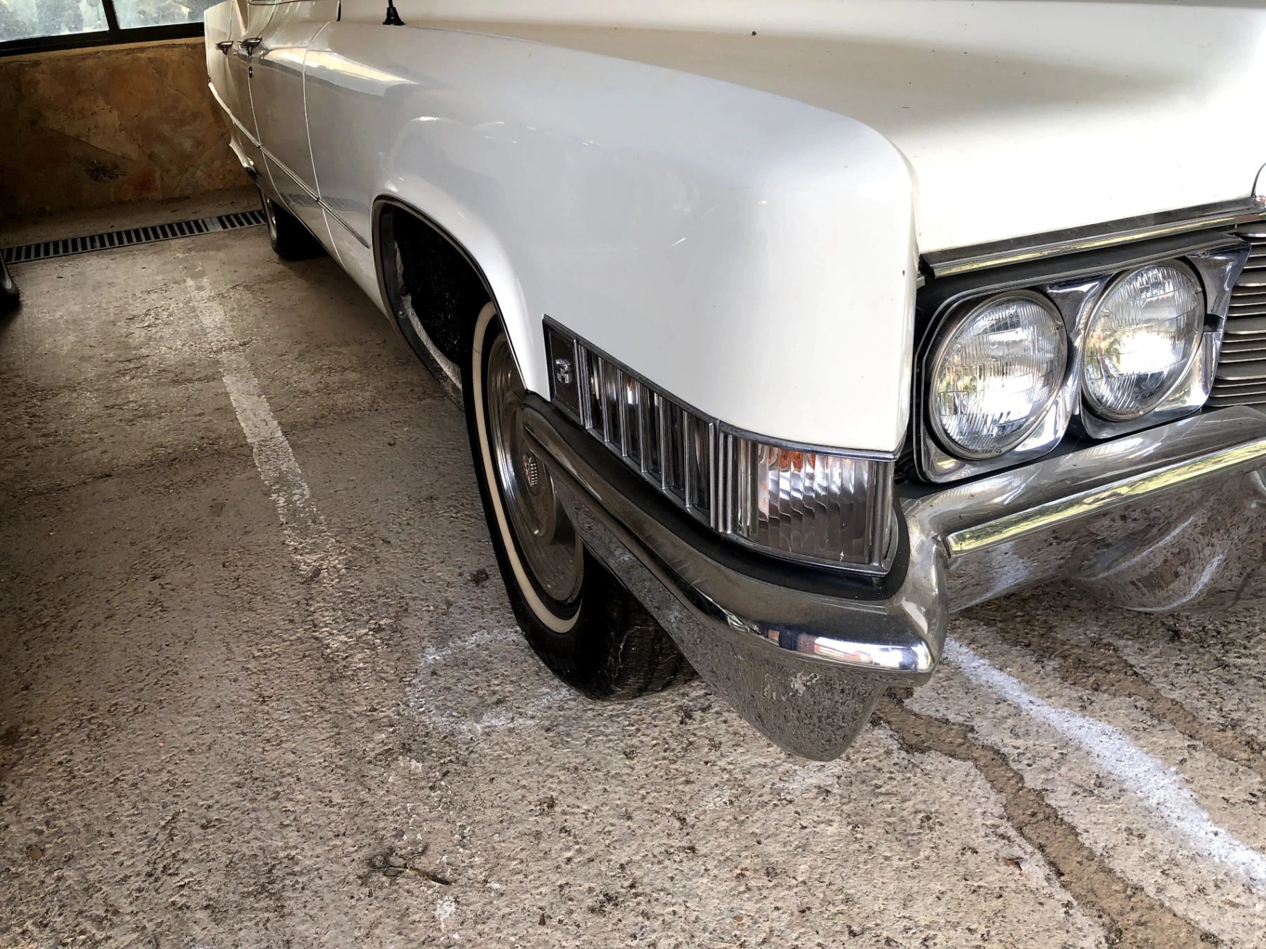 Cadillac Deville sedan 1969