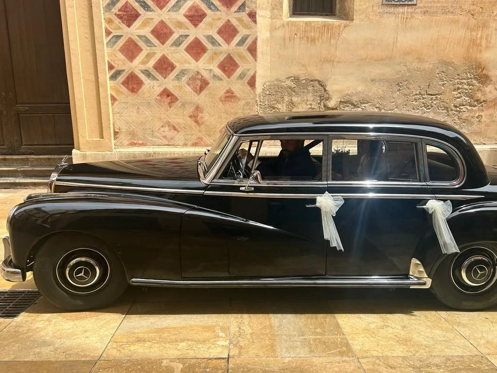 Mercedes-Benz 300 “Adenauer” –  de 1954